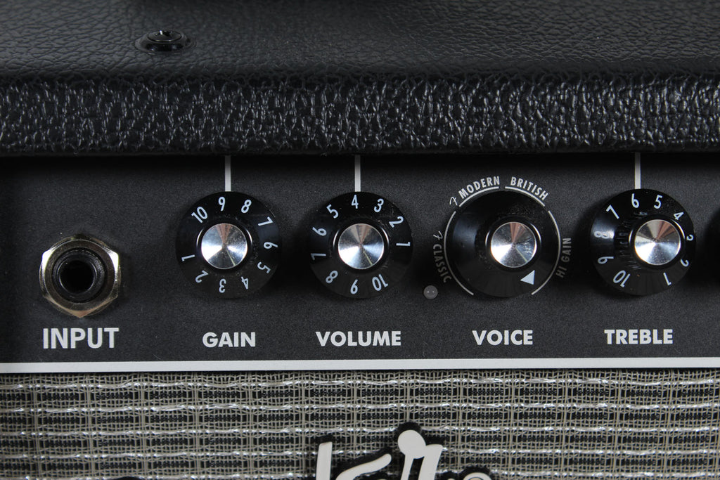 Fender 2024 Champion II 25 Guitar Amplifier Electric Guitar 1 x 8 Combo Amplifier