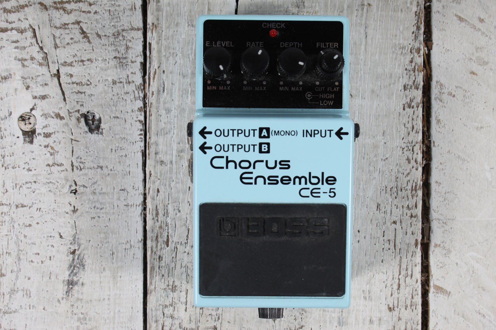 Boss CE-5 Stereo Chorus Ensemble Effects Pedal Electric Guitar Effects Pedal Main image