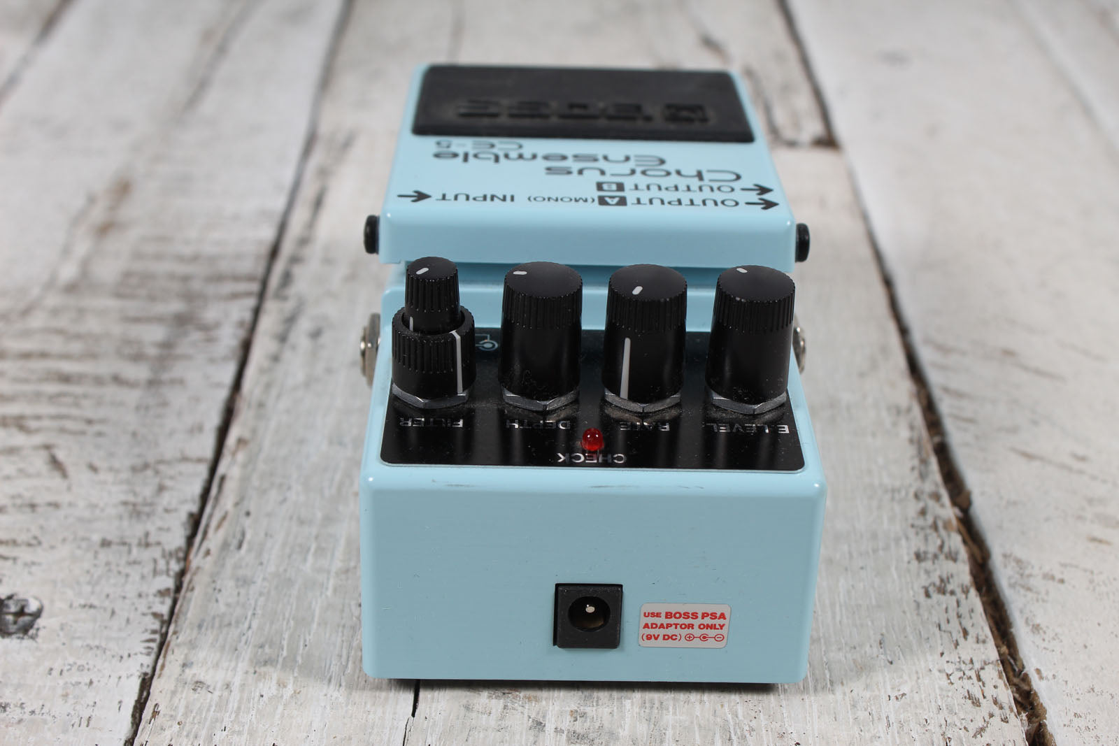 Boss CE-5 Stereo Chorus Ensemble Effects Pedal Electric Guitar Effects Pedal