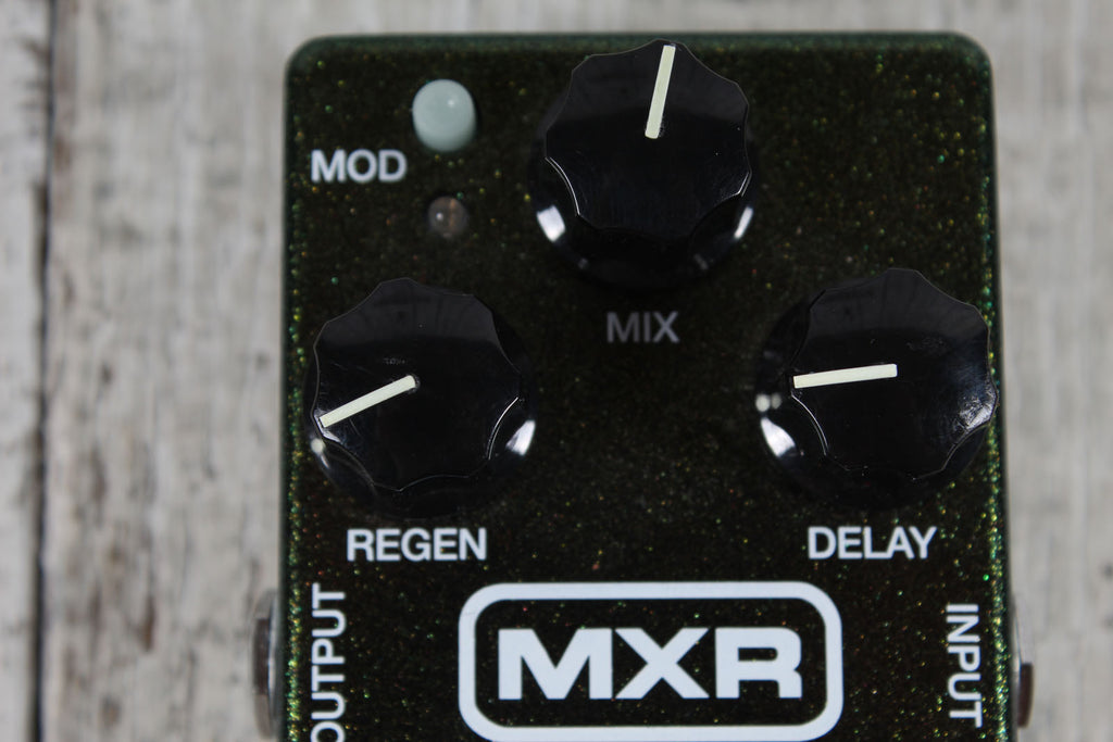 MXR M169 Carbon Copy Analog Delay Pedal Electric Guitar Effects Pedal