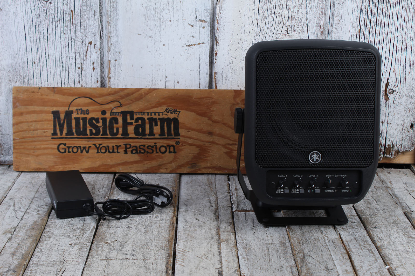 Yamaha Stagepas100 BTR Portable 100 Watt PA Sound System w Mixer & Bluetooth Secondary image