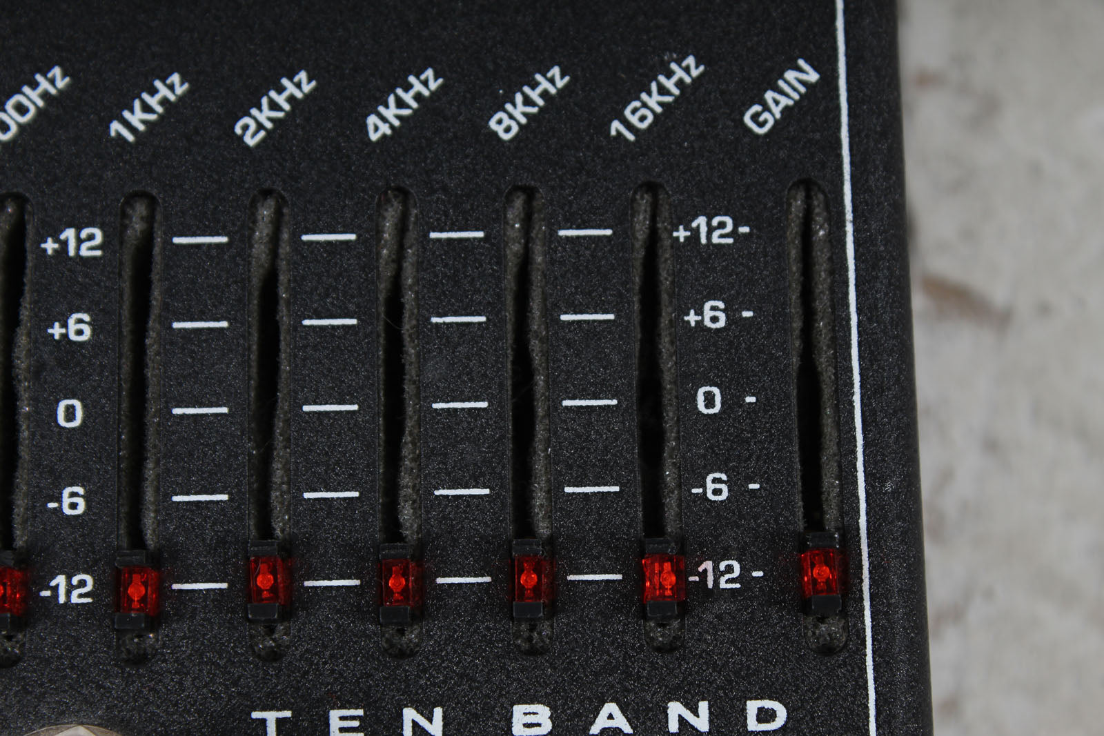 MXR M108 Ten Band EQ Electric Guitar Equalizer Effects Pedal