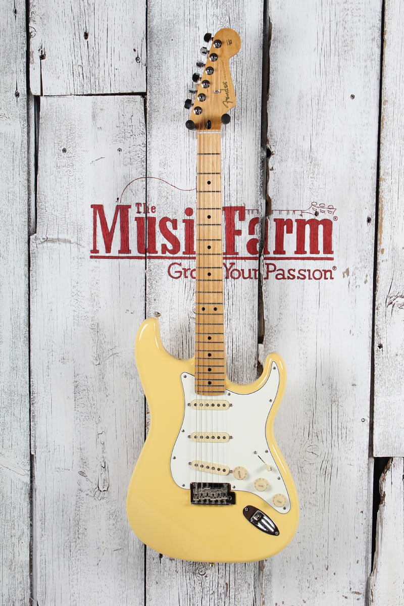 Fender 2021 Player Stratocaster Solid Body Electric Guitar Buttercream Finish