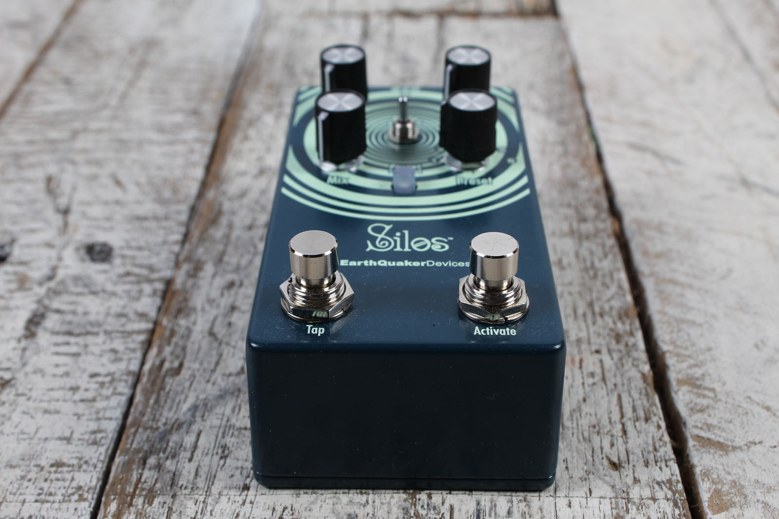 EarthQuaker Silos Multi-Generational Time Reflection Guitar Delay Effects Pedal