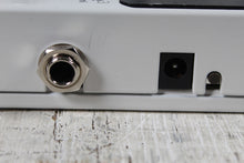 Load image into Gallery viewer, TC Electronic PolyTune Mini 3 Chromatic Tuner Electric Guitar Effects Pedal