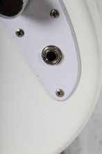 Load image into Gallery viewer, Squier Sonic Bronco Bass 4 String Electric Bass Guitar Arctic White Finish