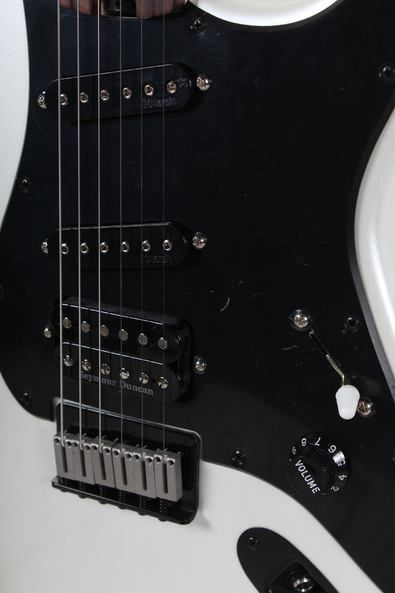 Charvel Jake E Lee Signature Pro-Mod So-Cal Style 1 HSS HT RW Electric Guitar