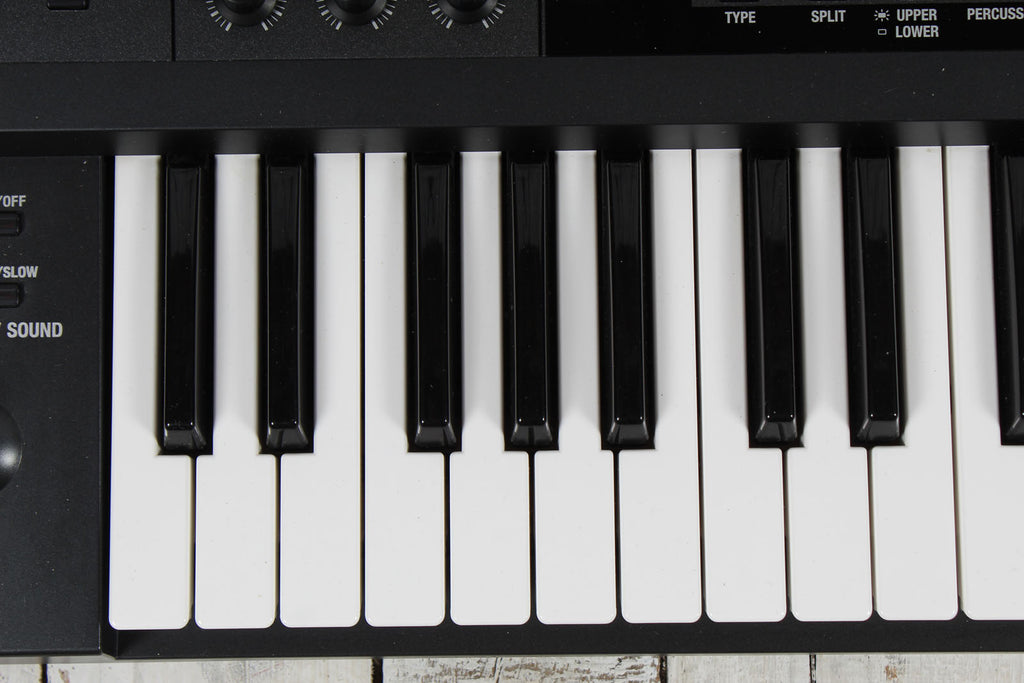 Roland V-Combo VR-09 Performance Keyboard w 2 Controllers Manual & Power Supply