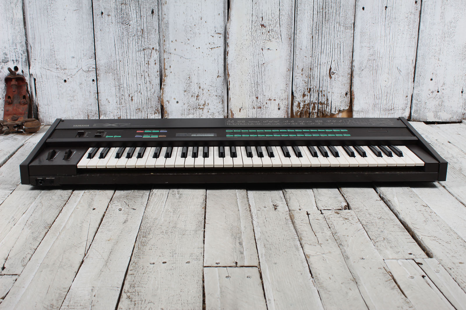 Yamaha Vintage 1980s DX7 Digital Synthesizer 61 Key Keyboard with Case & Manuals