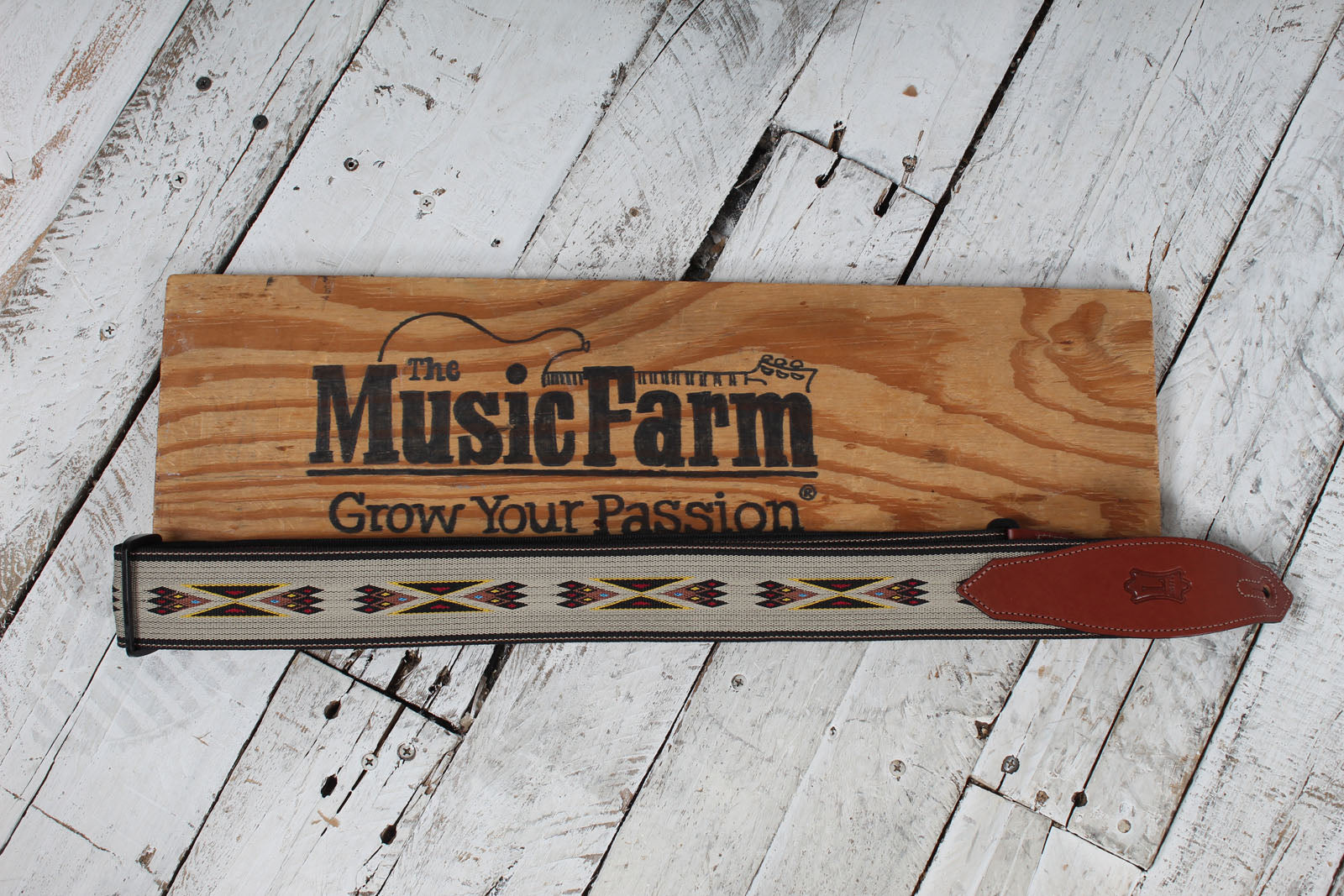 Levy's MSSN80-TAN 2 Inch Polypropylene Jacquard Woven Guitar Strap with Leather Ends Secondary image