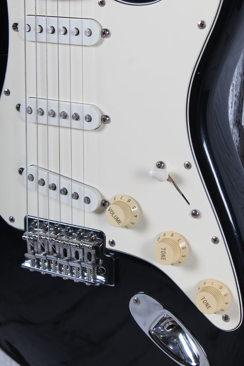 Fender Standard Stratocaster Electric Guitar Made in Mexico with Gig Bag