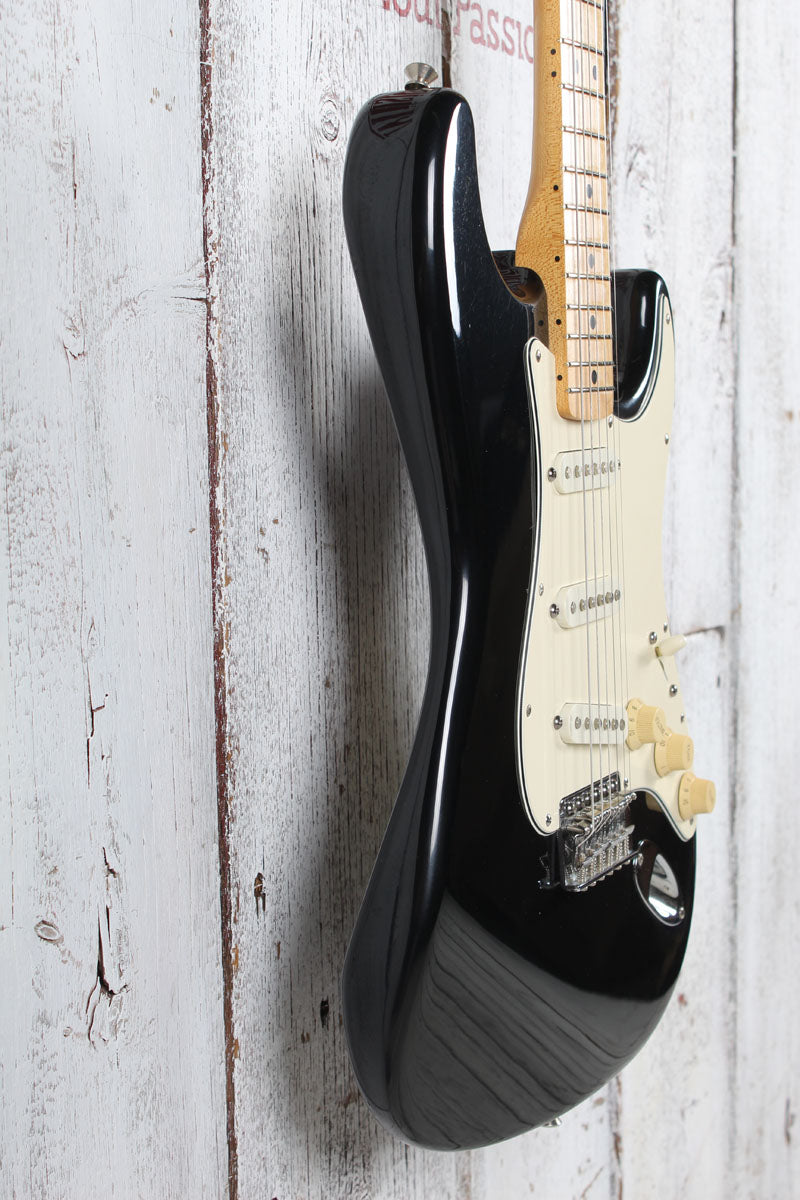 Fender Standard Stratocaster Electric Guitar Made in Mexico with Gig Bag