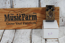 Load image into Gallery viewer, Does it Doom Elder God Fuzz Pedal Electric Guitar Fuzz Effects Pedal