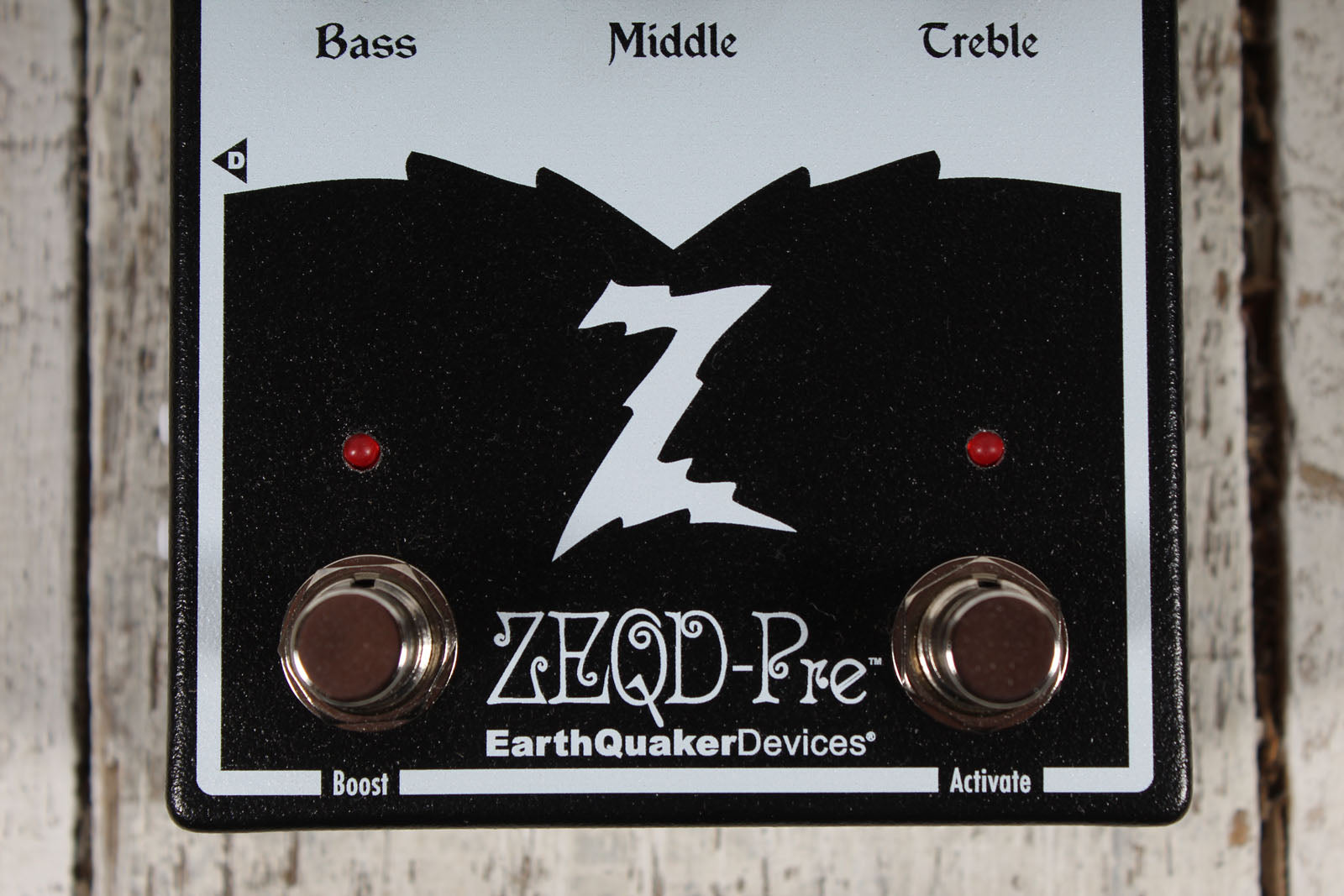 EarthQuaker ZEQD-Pre Preamp Pedal with EF86 Tube Electric Guitar Effects Pedal
