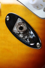 Load image into Gallery viewer, Fender Squier Affinity Series Stratocaster FMT HSS Electric Guitar Sienna Sunburst
