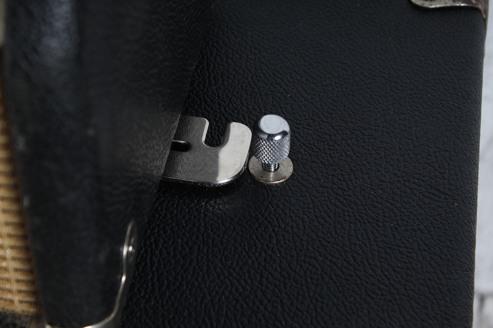 Fender Vintage 1965 Bassman Guitar Amplifier Head with Bandmaster 2 x 12 Cabinet