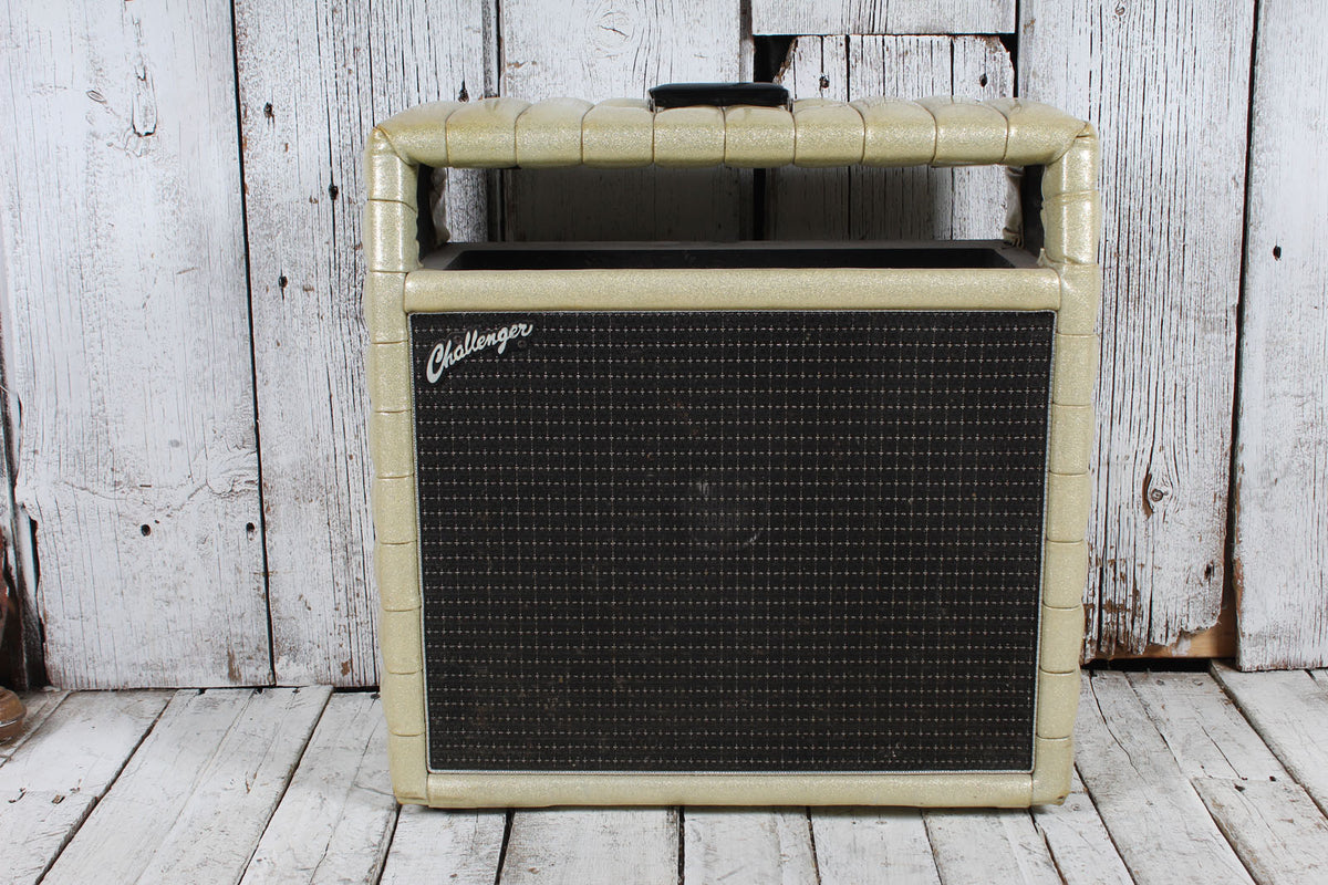 Kustom Vintage Challenger Tuck and Roll Amplifier Cabinet with Speaker AS IS