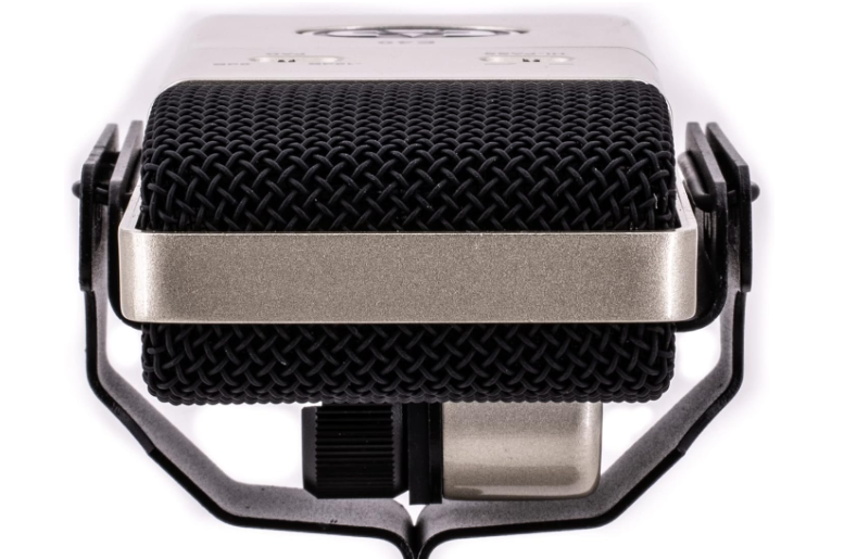 CAD E40 Medium Diaphragm Supercardioid Condenser Microphone Vocal and Instrument Mic