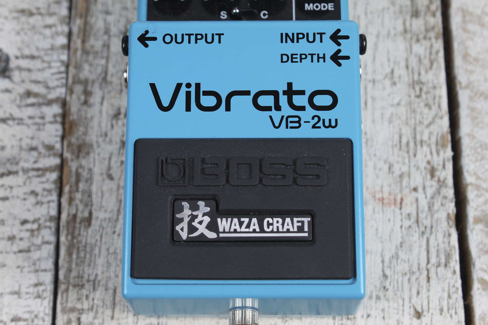 BOSS VB-2W Waza Craft Vibrato Effects Pedal Electric Guitar Vibrato Effect Pedal