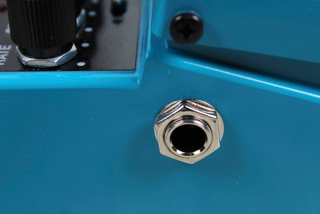 BOSS VB-2W Waza Craft Vibrato Effects Pedal Electric Guitar Vibrato Effect Pedal