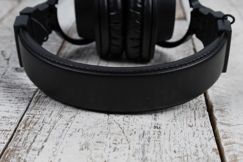 Yamaha HPH-MT5 Closed Back Studio Monitor Headphones Black with Carrying Bag