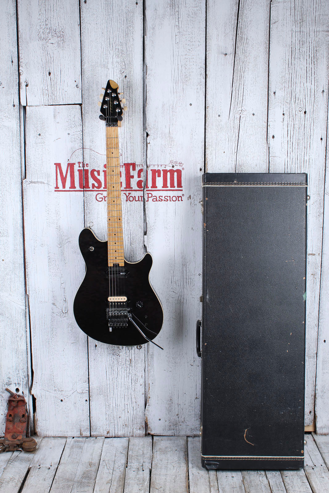 Peavey Flat Top Prototype Wolfgang Eddie Van Halen Owned EVH Guitar w Magazine Secondary image