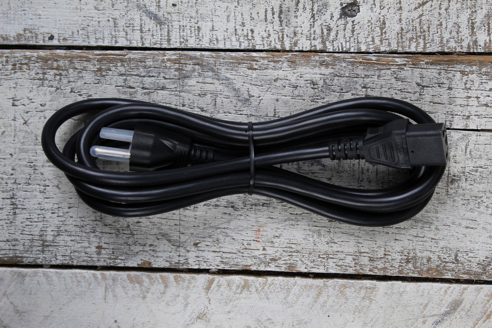 Yamaha DBR10 10 Inch 2 Way Bi Amp Powered Loudspeaker 700 Watt Active Speaker