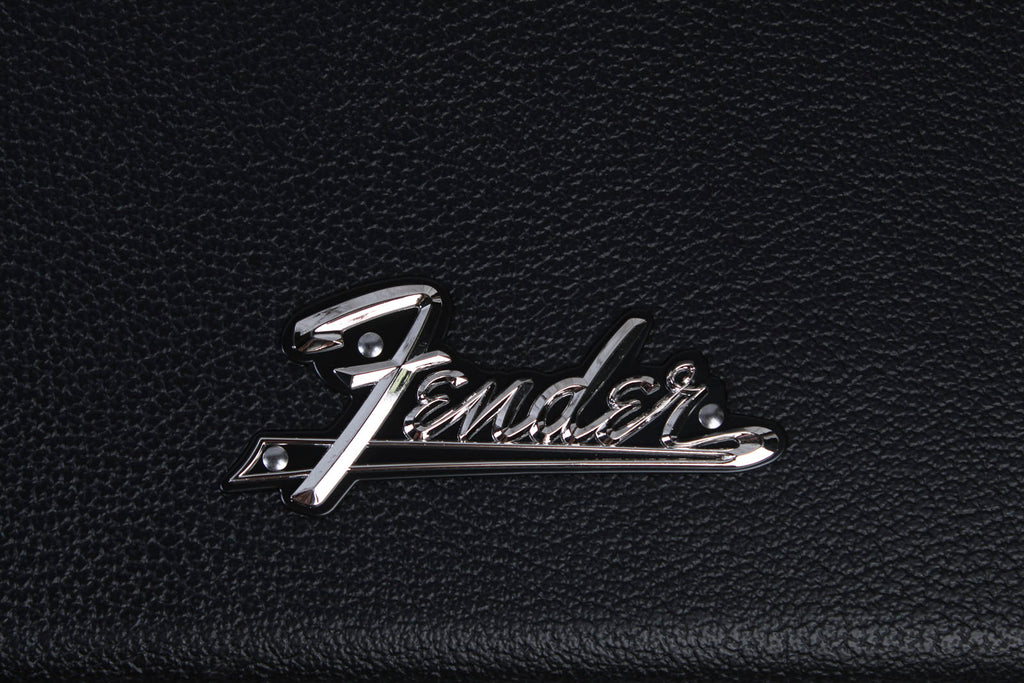 Fender Classic Series Bass Guitar Hardshell Case for Precision and Jazz Bass