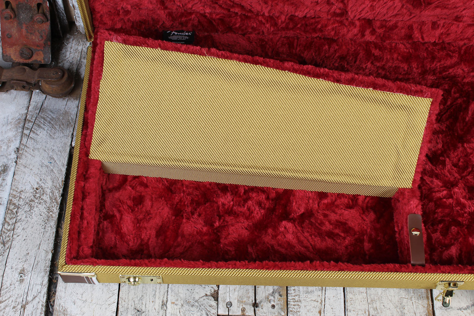 Fender Classic Series Wood Case for Precision Bass or Jazz Bass Tweed