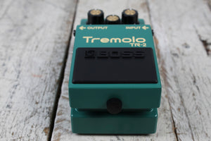 Boss TR-2 Tremolo Pedal Electric Guitar Effects Pedal Vintage Tremolo Effects