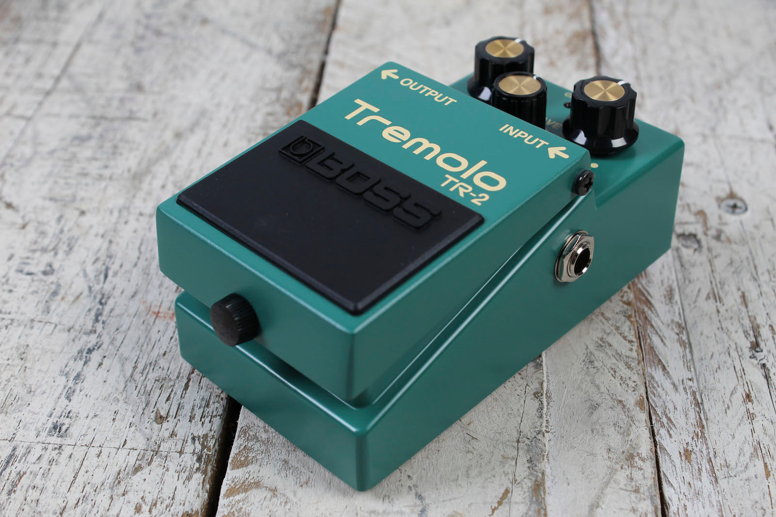Boss TR-2 Tremolo Pedal Electric Guitar Effects Pedal Vintage Tremolo Effects