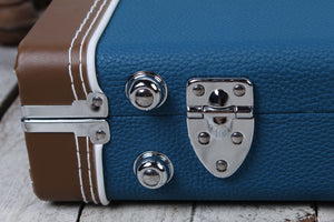 Fender® Classic Series Wood Guitar Case Strat and Tele Hardshell Case Lake Placid Blue