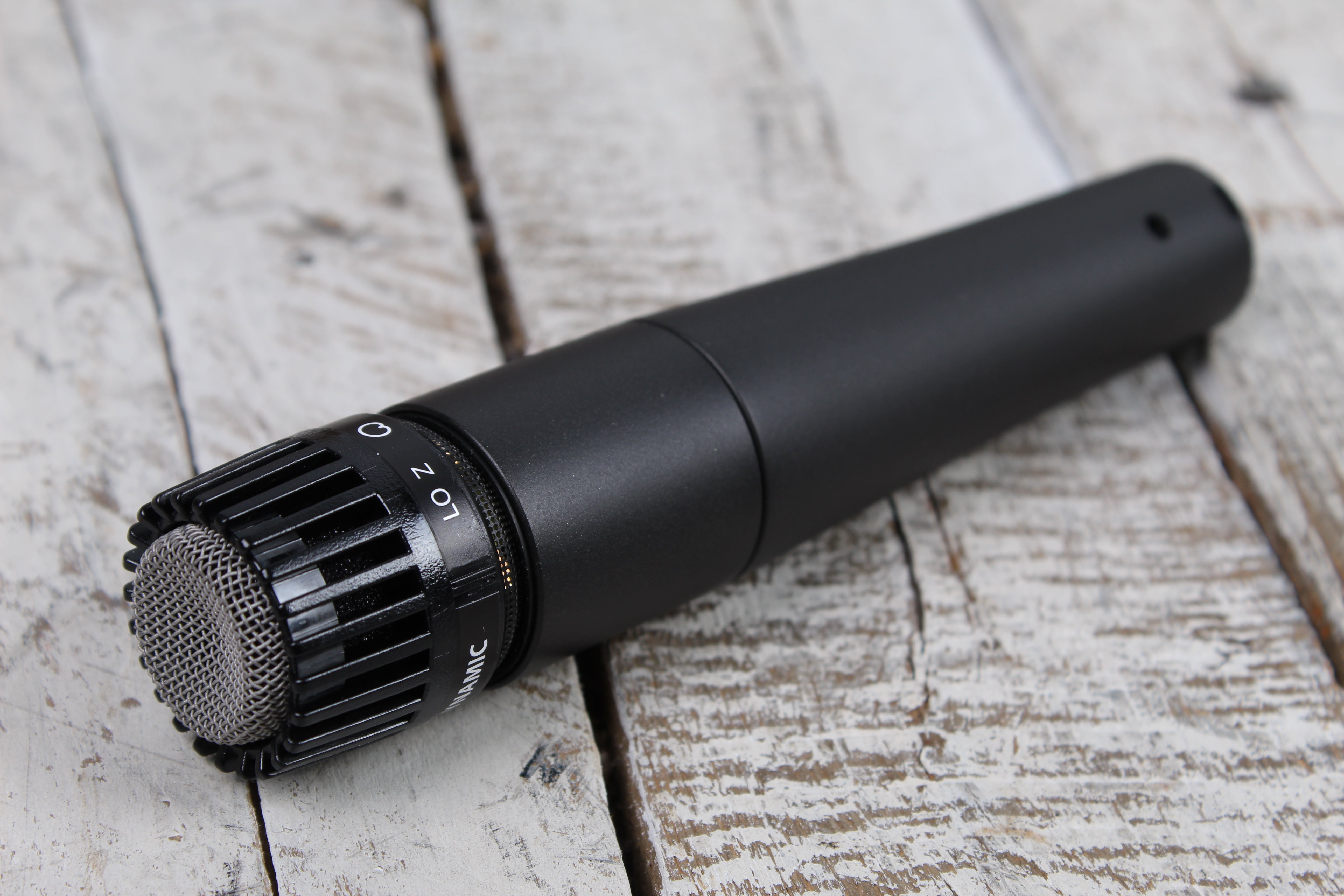 Shure SM57 Dynamic Microphone w Cardioid Pickup Pattern Vocal