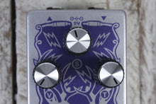 Load image into Gallery viewer, EarthQuaker Hizumitas Fuzz Sustainar Pedal Electric Guitar Fuzz Effects Pedal