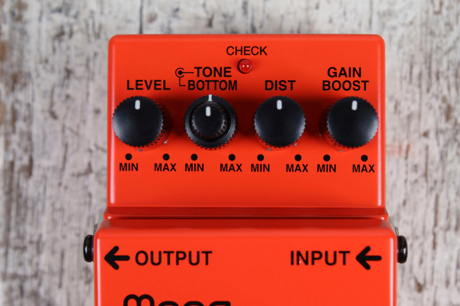 Boss MD-2 Mega Distortion Pedal Electric Guitar Distortion Effects Pedal