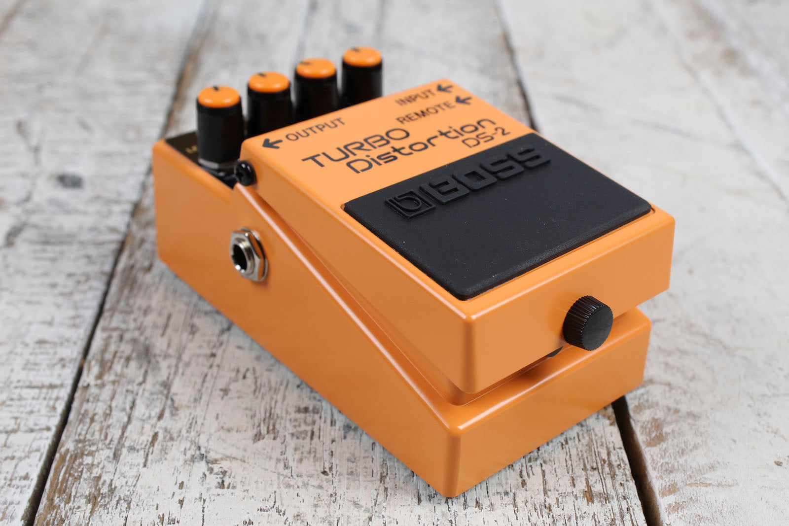 Boss DS-2 Turbo Distortion Pedal Electric Guitar Distortion Effects Pedal