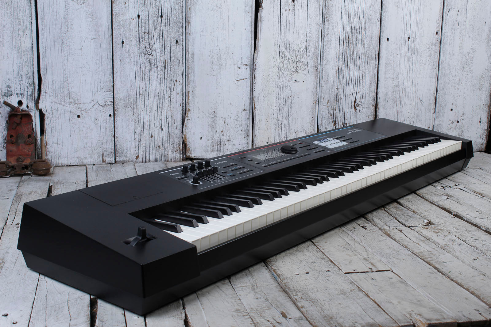 Roland JUNO-DS88 Synthesizer 88 Weighted Action Keys Velocity Sensitive  Keyboard