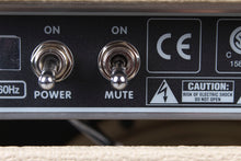 Load image into Gallery viewer, Fender Tone Master Deluxe Reverb Blonde Electric Guitar Amplifier w Footswitch