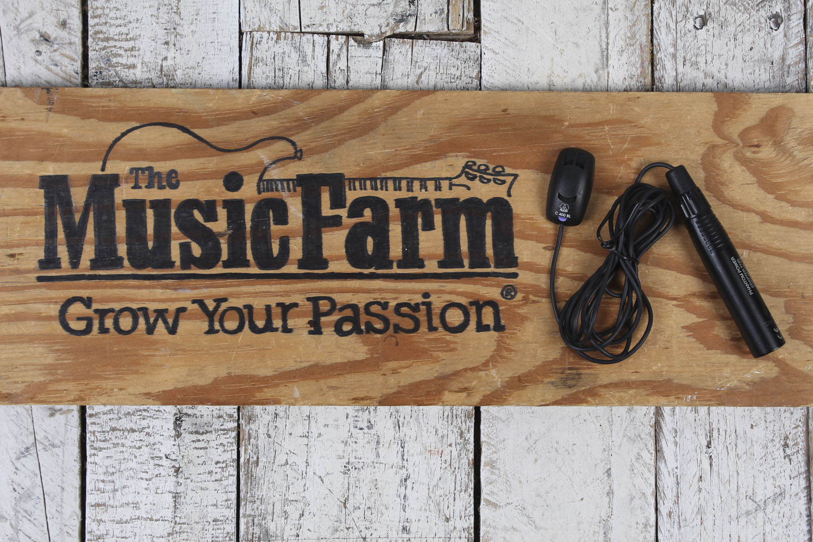 AKG C 400 BL Boundary Layer Microphone Secondary image