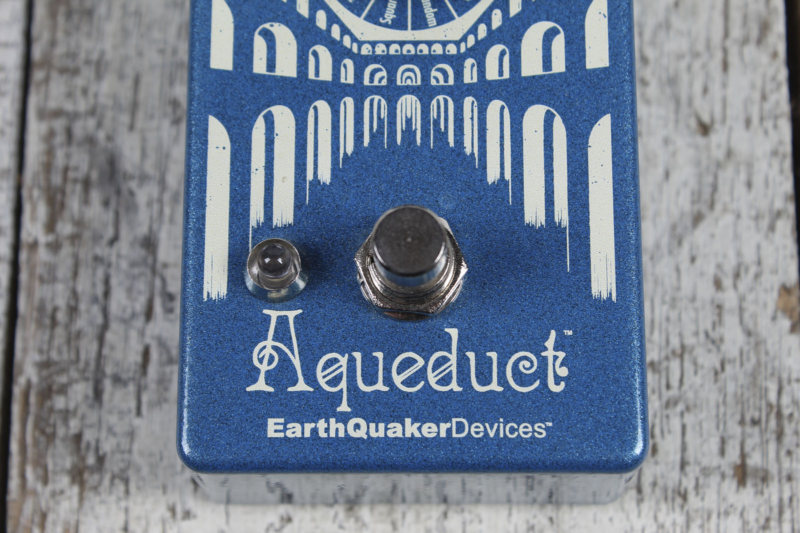 EarthQuaker Aqueduct Pitch Vibrato Effects Pedal Electric Guitar Effects Pedal