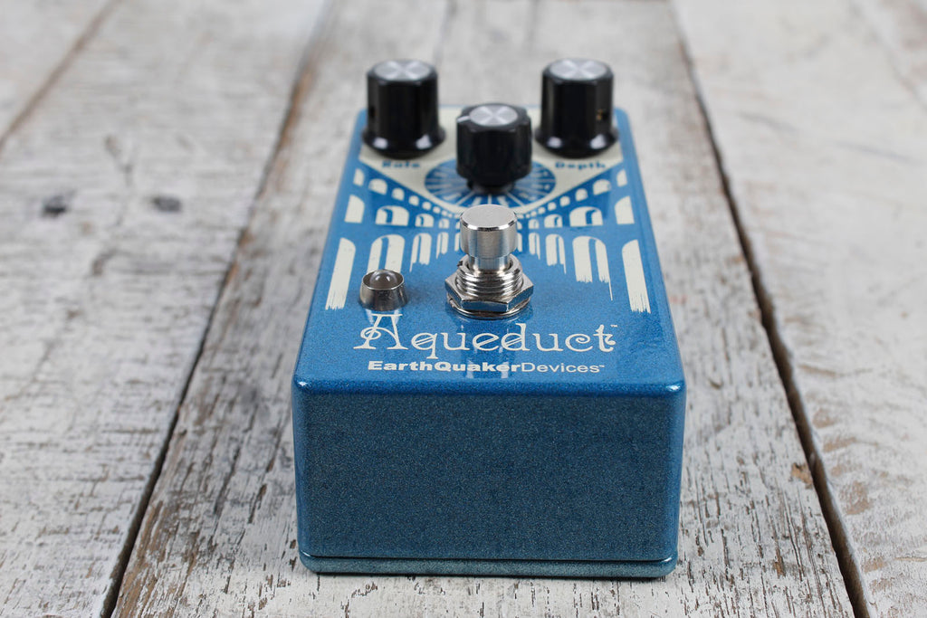EarthQuaker Aqueduct Pitch Vibrato Effects Pedal Electric Guitar Effects Pedal