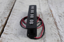 Load image into Gallery viewer, Seymour Duncan Quarter Pound SJB-3 Neck Pickup for Electric Jazz Bass Guitar