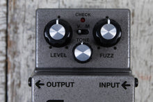 Load image into Gallery viewer, Boss FZ-1W Waza Craft Fuzz Effects Pedal Electric Guitar Fuzz Effects Pedal