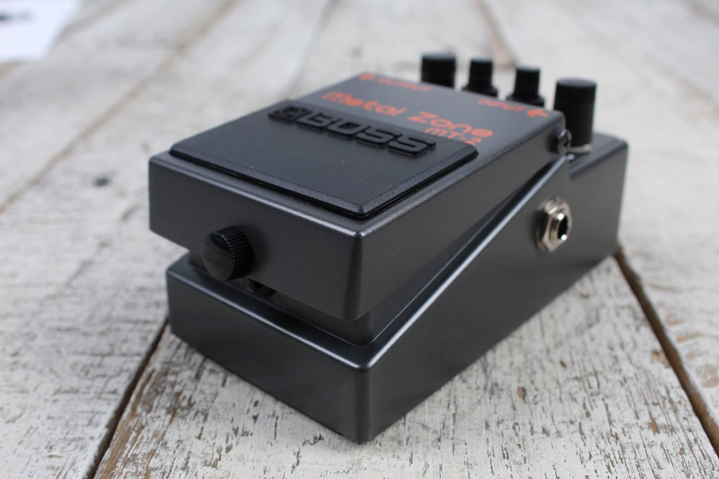 Boss MT-2 Metal Zone Distortion Pedal Electric Guitar Distortion Effects Pedal