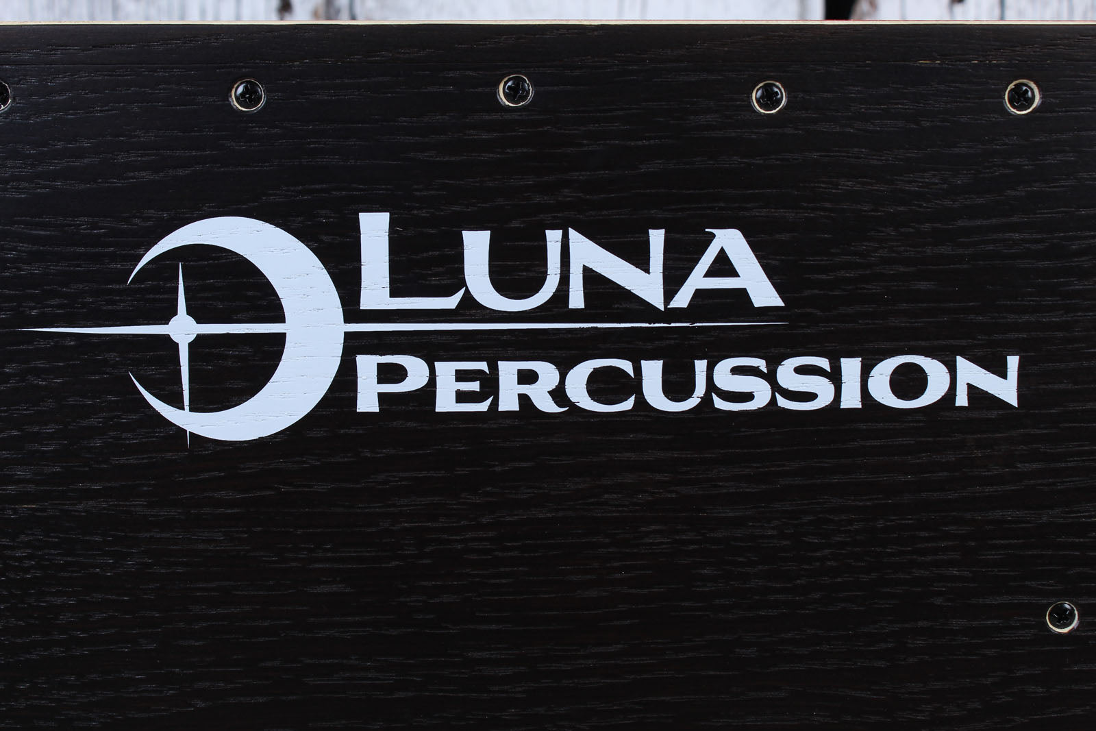 Luna Vista Wolf Cajon with On/Off Switchable Snare LPC VISTA WOLF with Bag