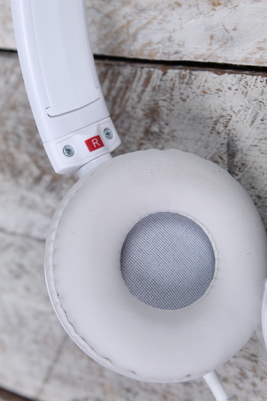 Yamaha HPH-50 Dynamic Closed Back Headphones with Adjustable Headband White