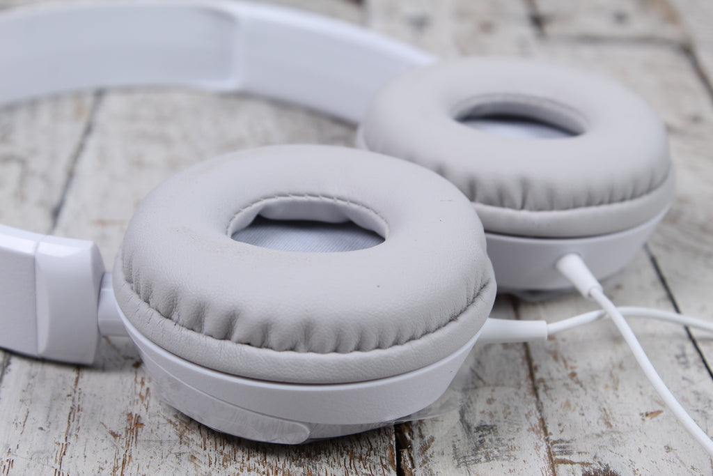 Yamaha HPH-50 Dynamic Closed Back Headphones with Adjustable Headband White