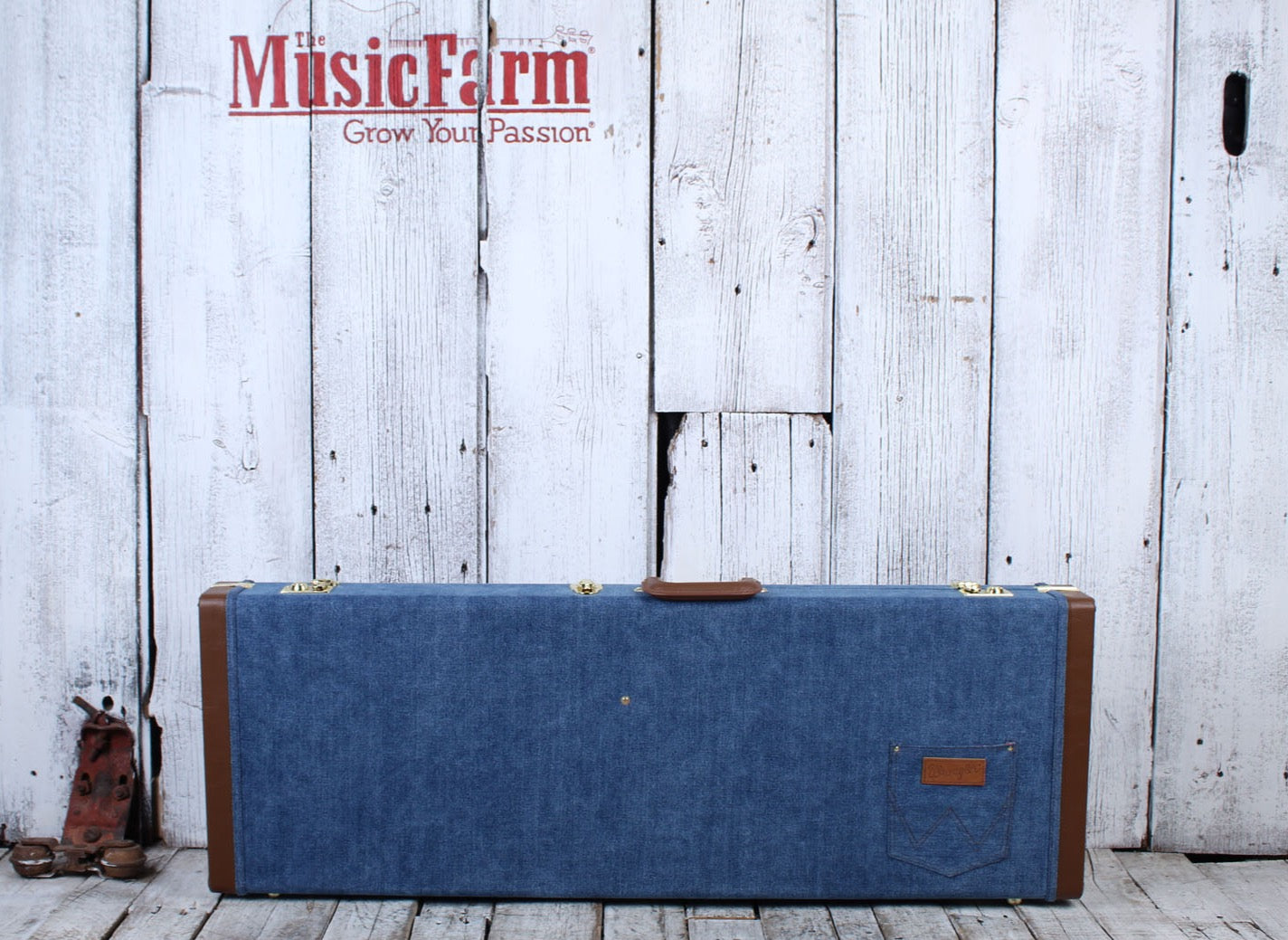 Fender X Wrangler Denim Hardshell Electric Guitar Case for Stratocaster and Telecaster Indigo Denim