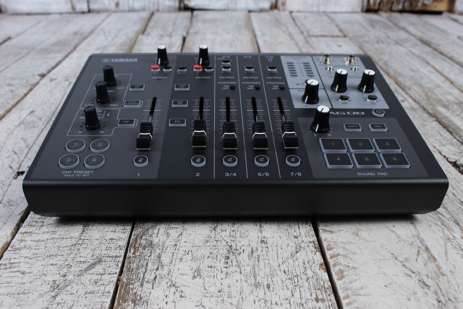 Yamaha AG08 8 Channel Mixer with USB Audio Interface Streaming and Webcasting