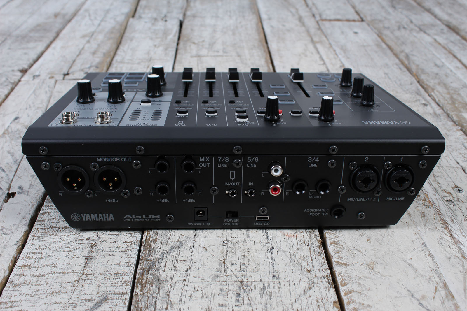 Yamaha AG08 8 Channel Mixer with USB Audio Interface Streaming and Webcasting